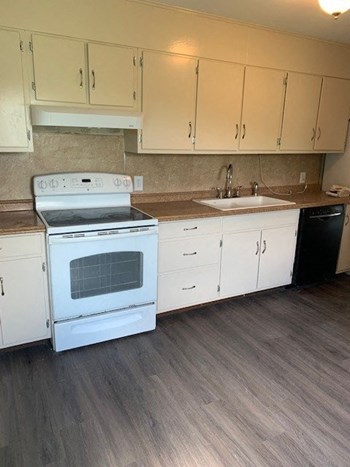 Boalsburg Apartment Home | 706 Torrey Lane State College Apts | PMI